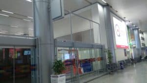 lightweight polycarbonate partition GMR hyderabad airport (2)